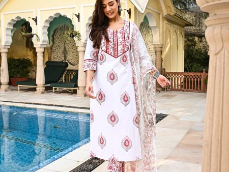 Indian Clothing Malishka Women s White Cotton Floral Printed Kurta Pant Set With Dupatta - White & Maroon Online now